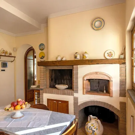 Holiday home Panoramic Between Lucca And Florence Pescia