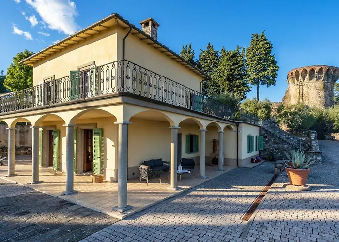 בית נופש Panoramic Between Lucca And Florence *